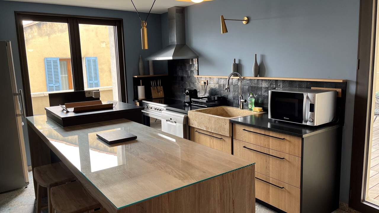 Photo of Kitchen in Chateauneuf-de-Gadagne