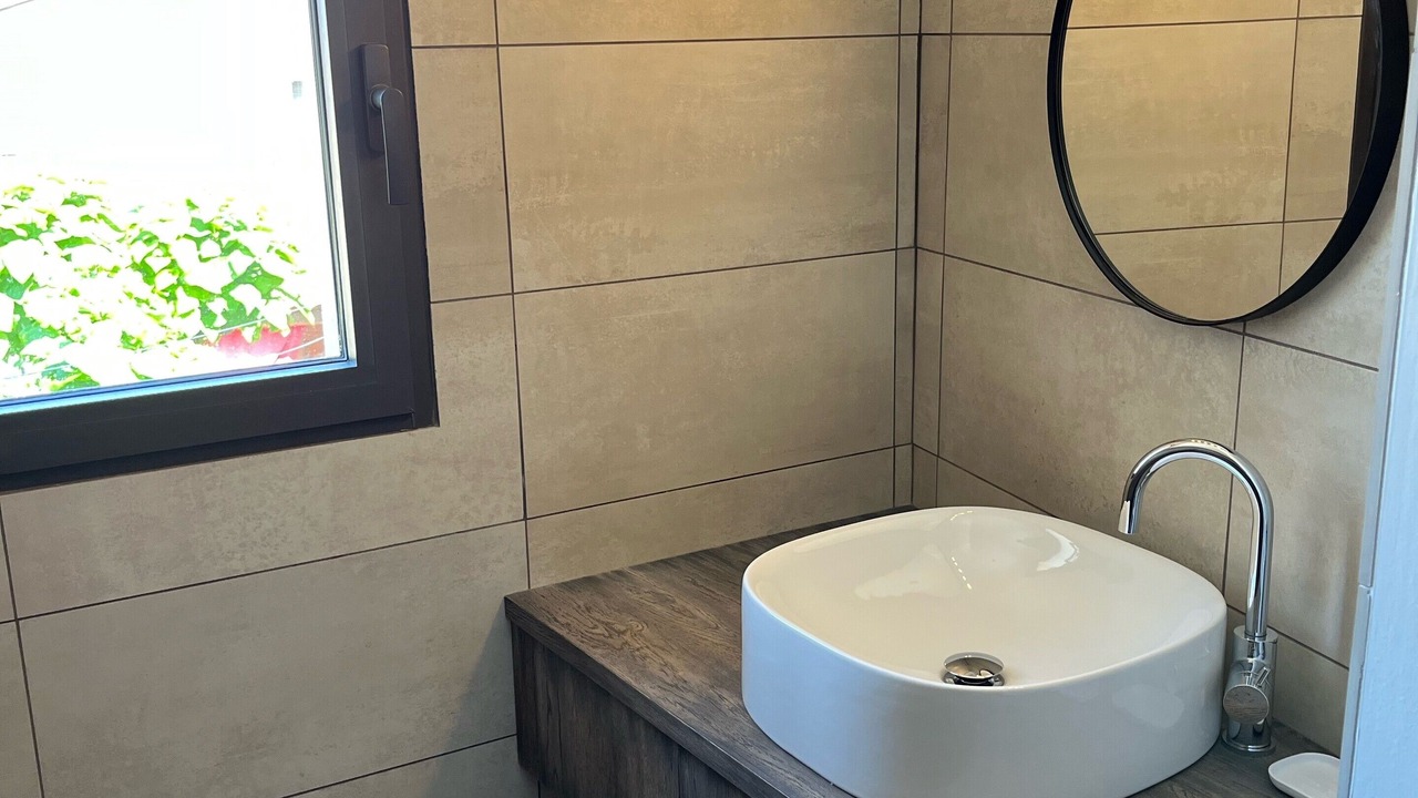 Photo of Bathroom in Chateauneuf-de-Gadagne