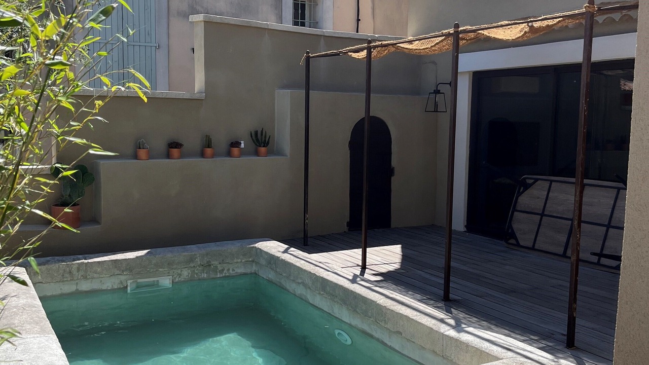Photo of Outdoor in Chateauneuf-de-Gadagne
