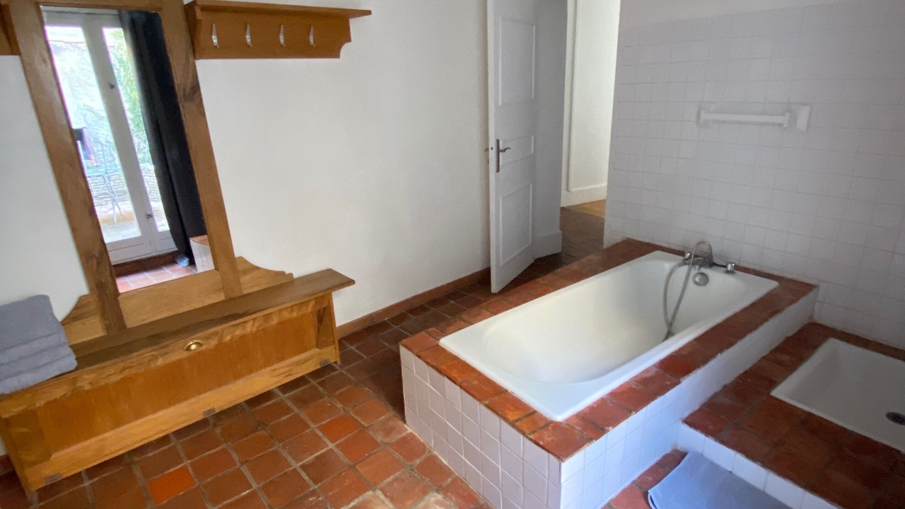 Photo of Bathroom in Vinsobres