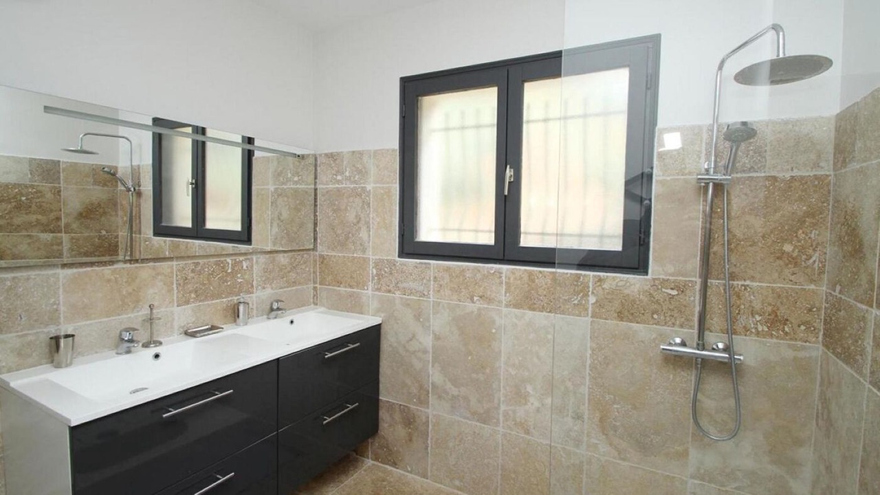 Photo of Bathroom in Buis-les-Baronnies