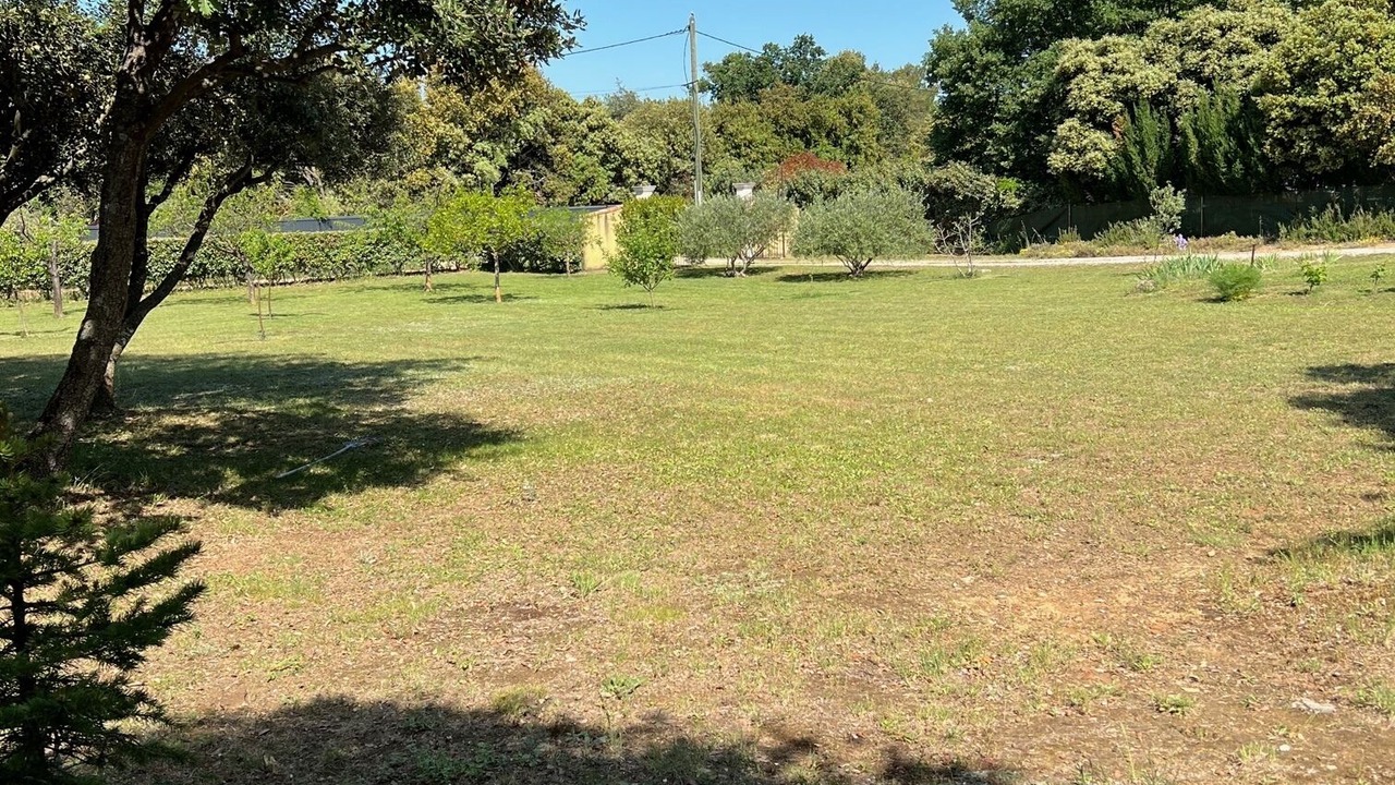 Photo of Outdoor in Jouques