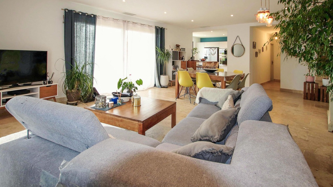 Photo of Bedroom in Caumont-sur-Durance