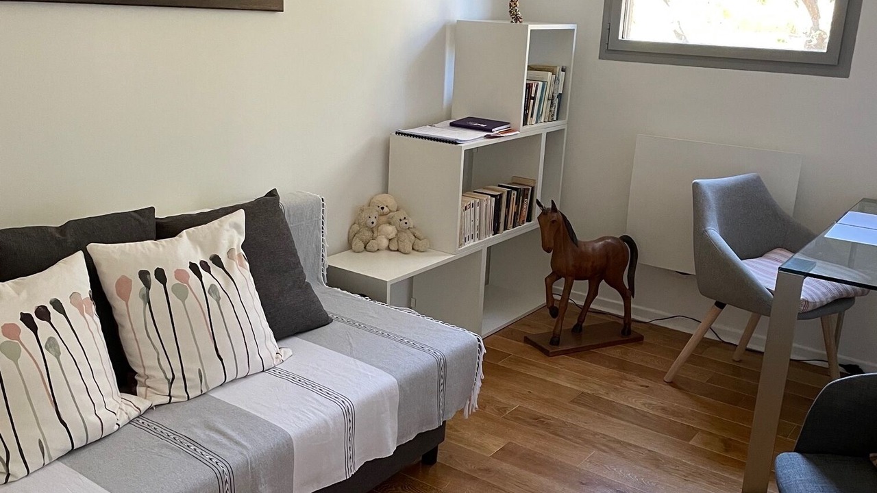 Photo of Livingroom in Prado-Perier