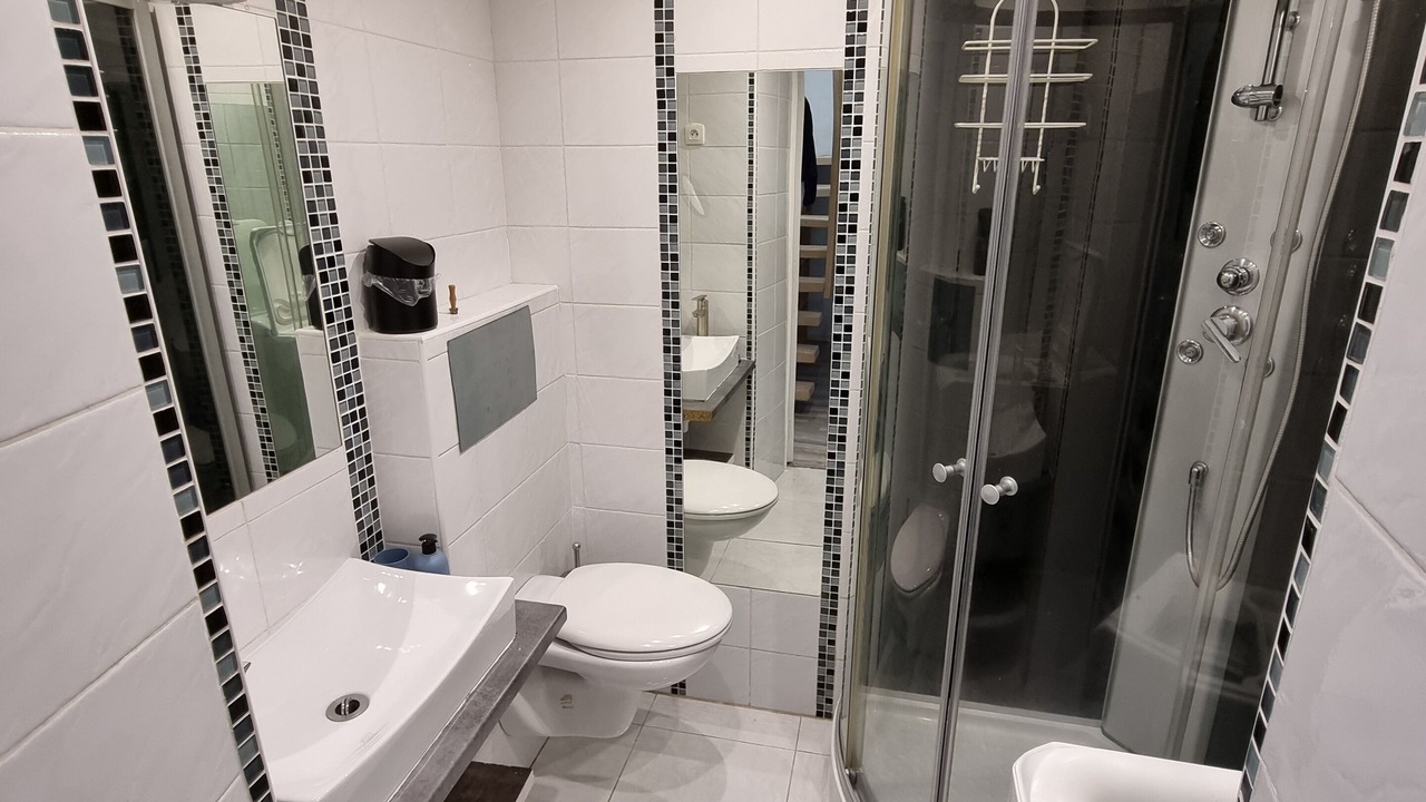 Photo of Bathroom in Draguignan