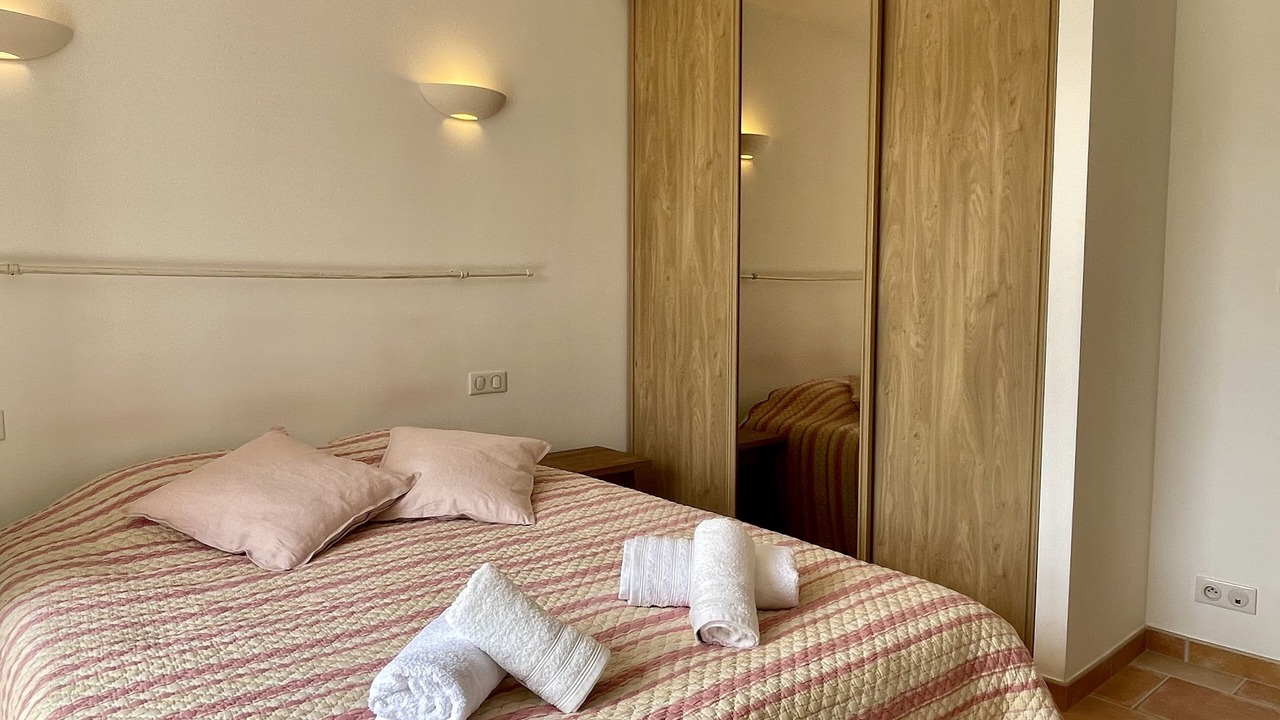 Photo of Bedroom in Saint-Saturnin-les-Apt