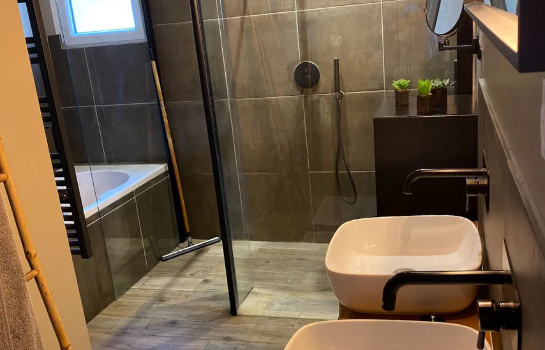 Photo of Bathroom in Niolon