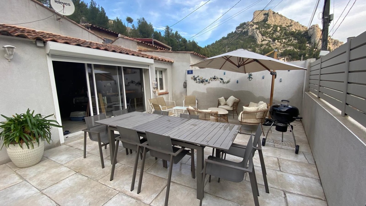 Photo of Outdoor in Niolon