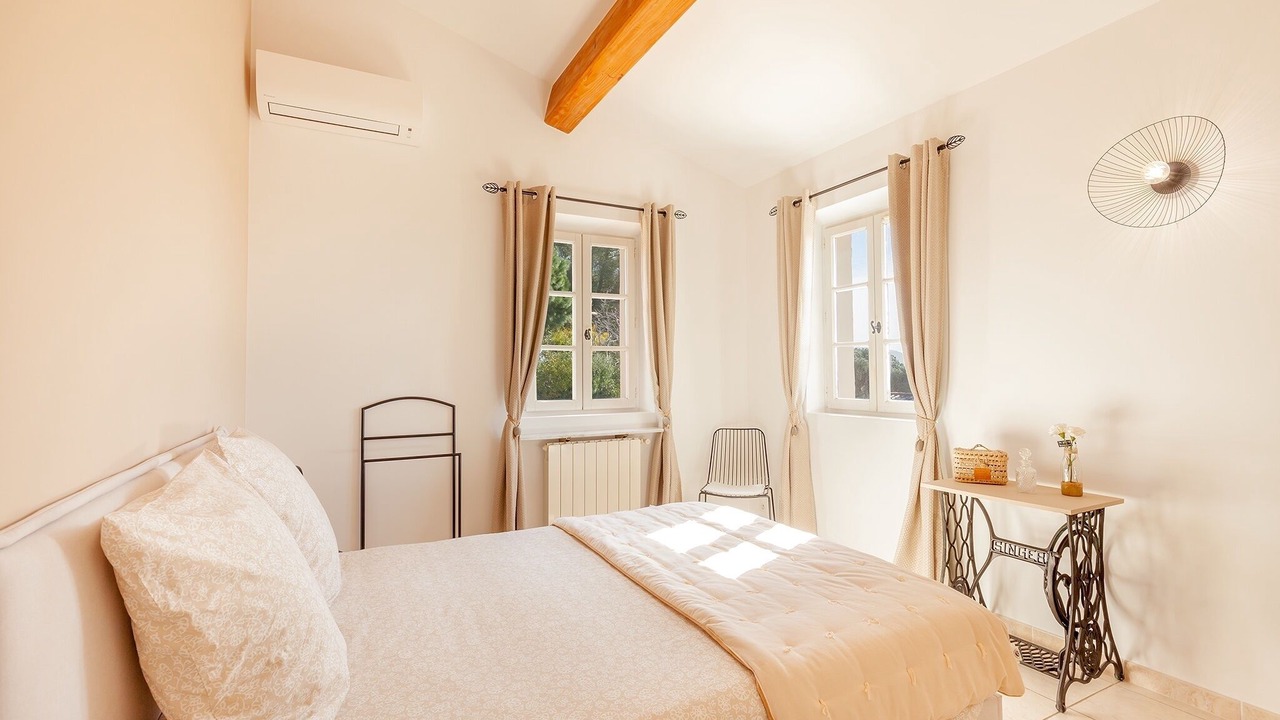 Photo of Bedroom in La Garde