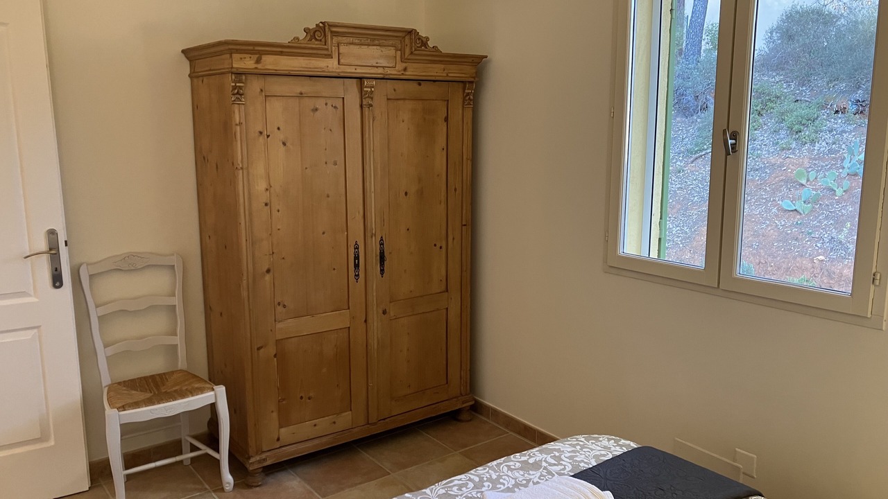 Photo of Bedroom in Roussillon