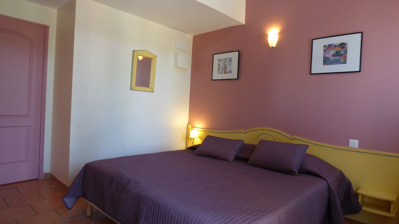 Photo of Bedroom in Avignon