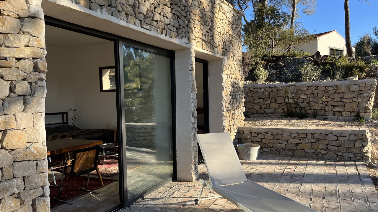 Photo of Patio Balcony in Pourrieres