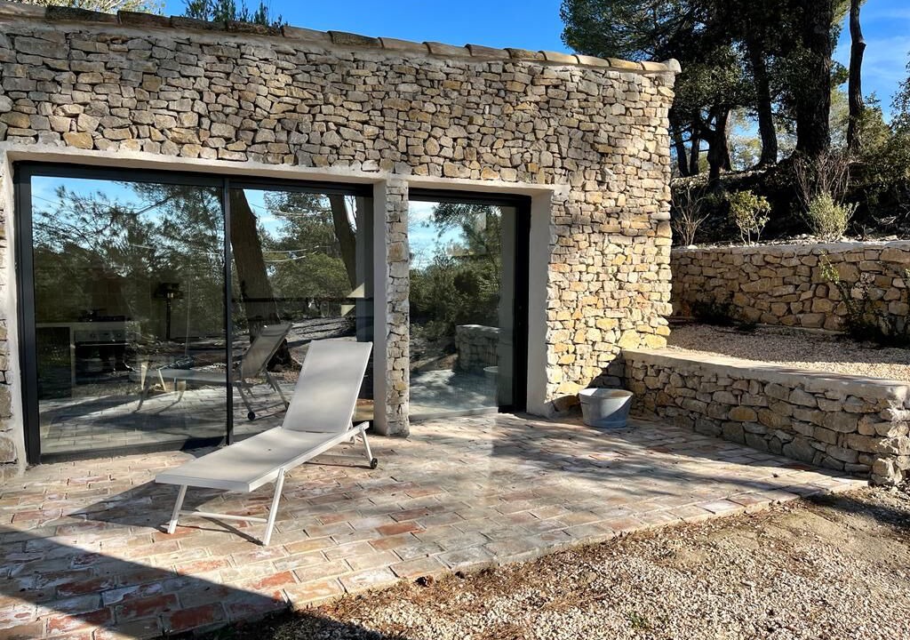 Photo of Patio Balcony in Pourrieres
