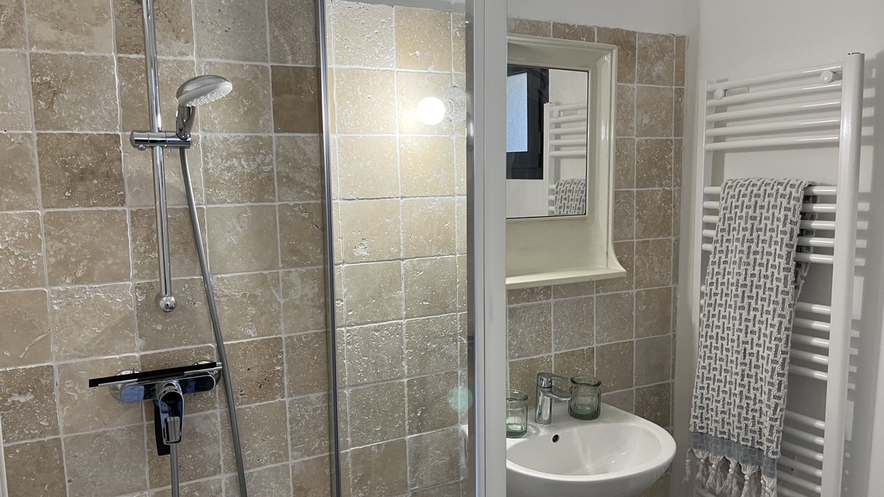 Photo of Bathroom in Pourrieres