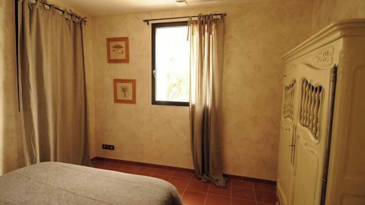 Photo of Bedroom in Lourmarin
