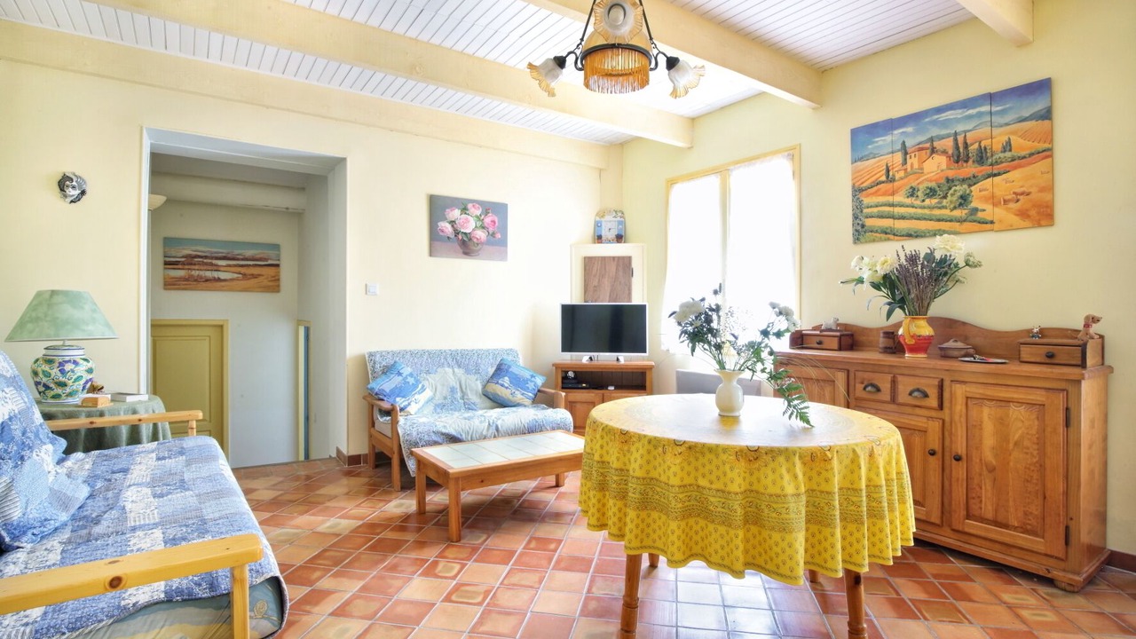 Photo of Livingroom in Saint-Martin-de-Castillon