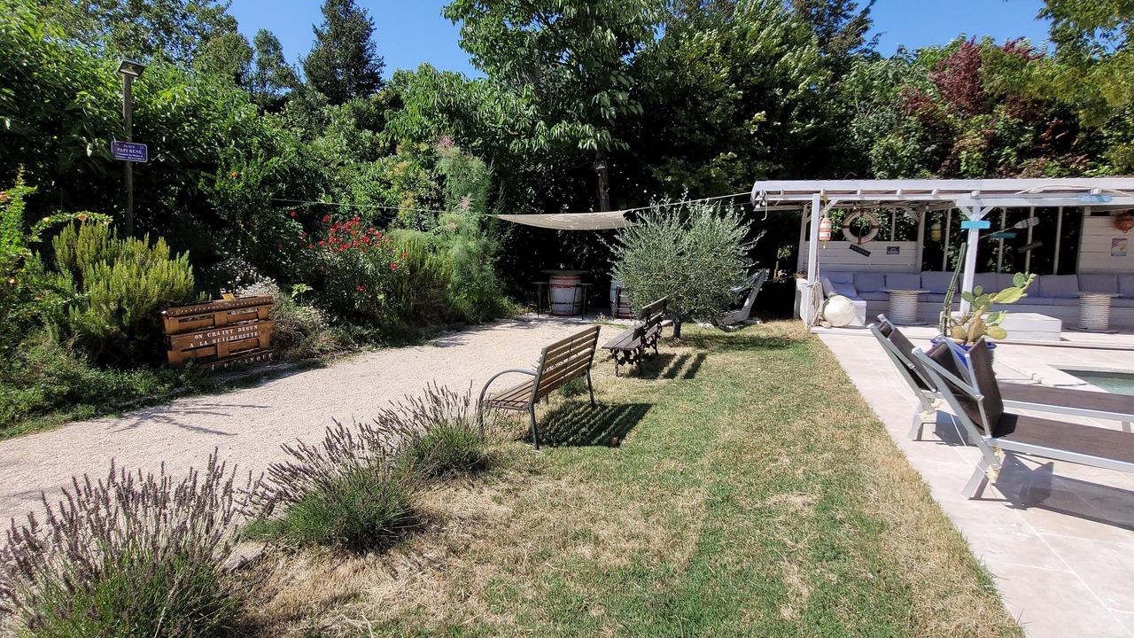 Photo of Outdoor in Le Thor