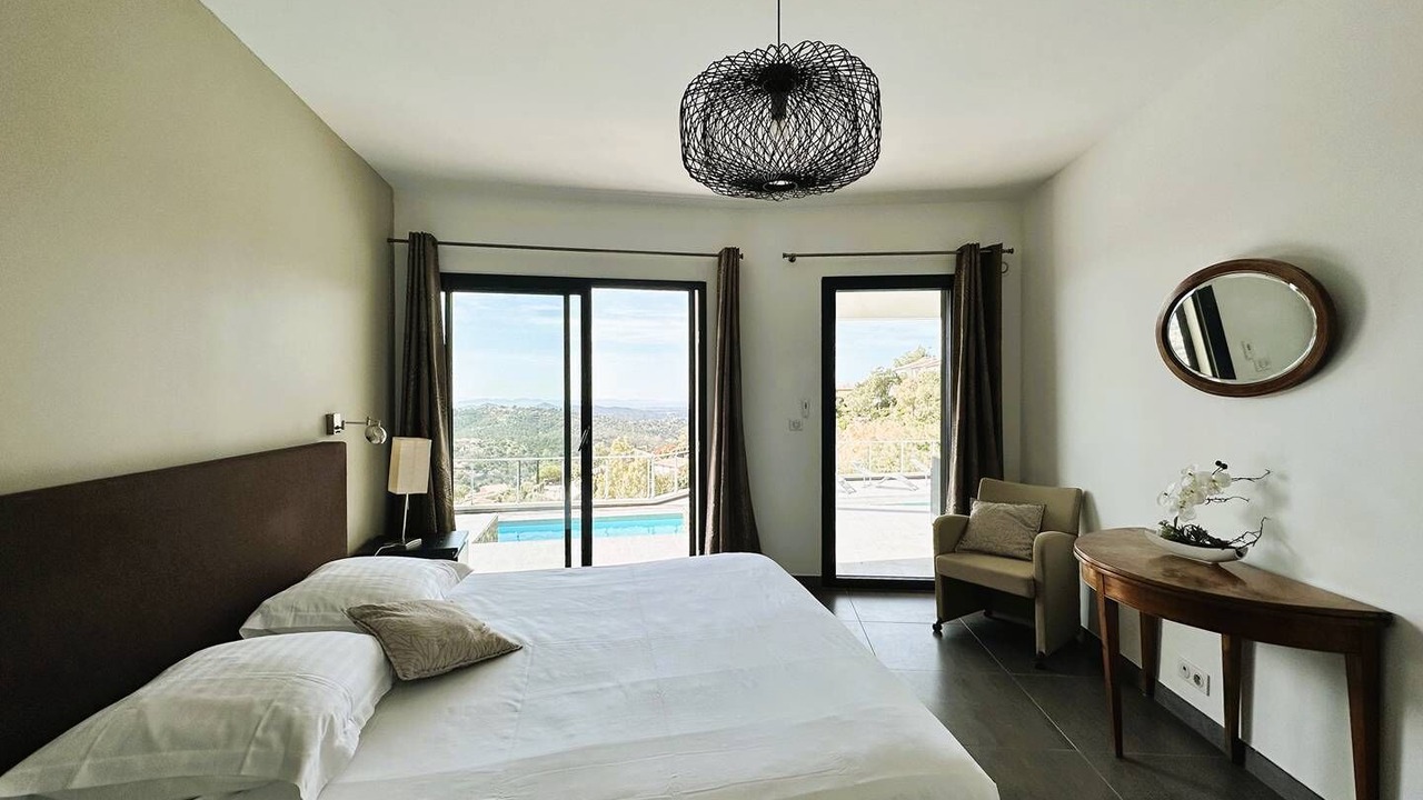 Photo of Bedroom in La Londe-les-Maures