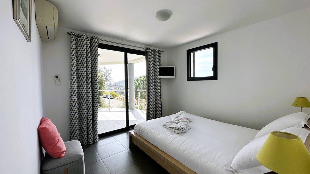 Photo of Bedroom in La Londe-les-Maures