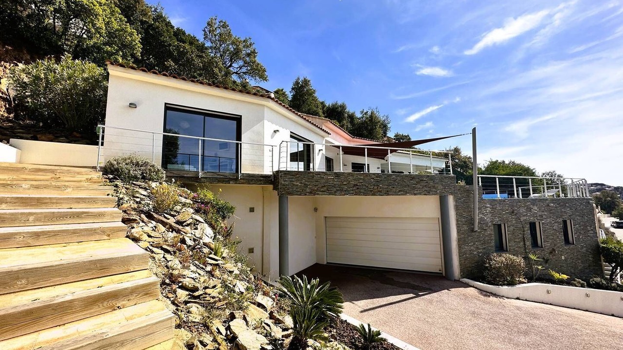 Photo of Outdoor in La Londe-les-Maures