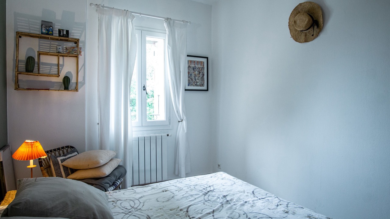 Photo of Bedroom in L'Isle-sur-la-Sorgue