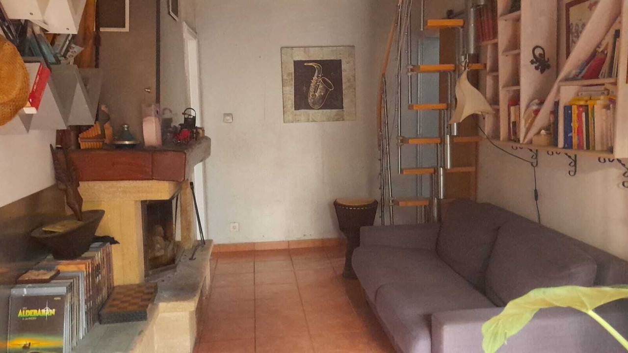 Photo of Livingroom in La Roque-d'Antheron