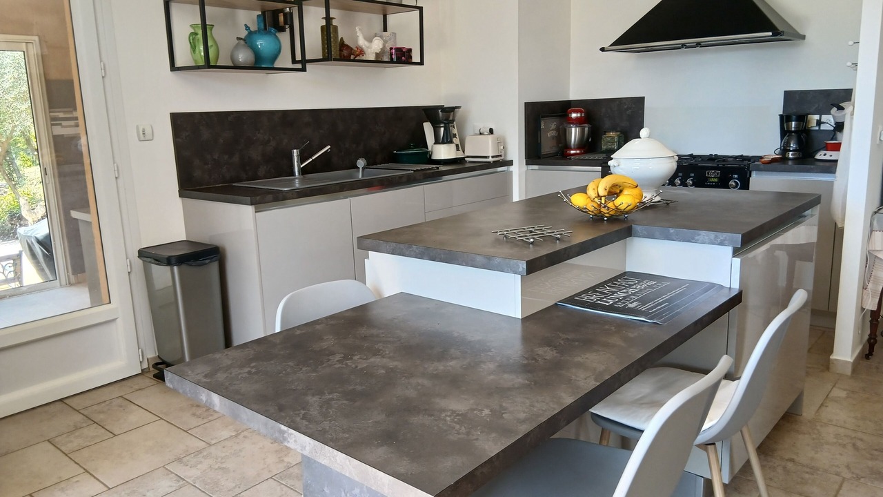 Photo of Kitchen in La Roquebrussanne