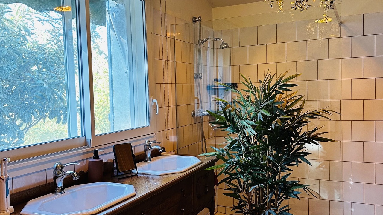 Photo of Bathroom in Trets