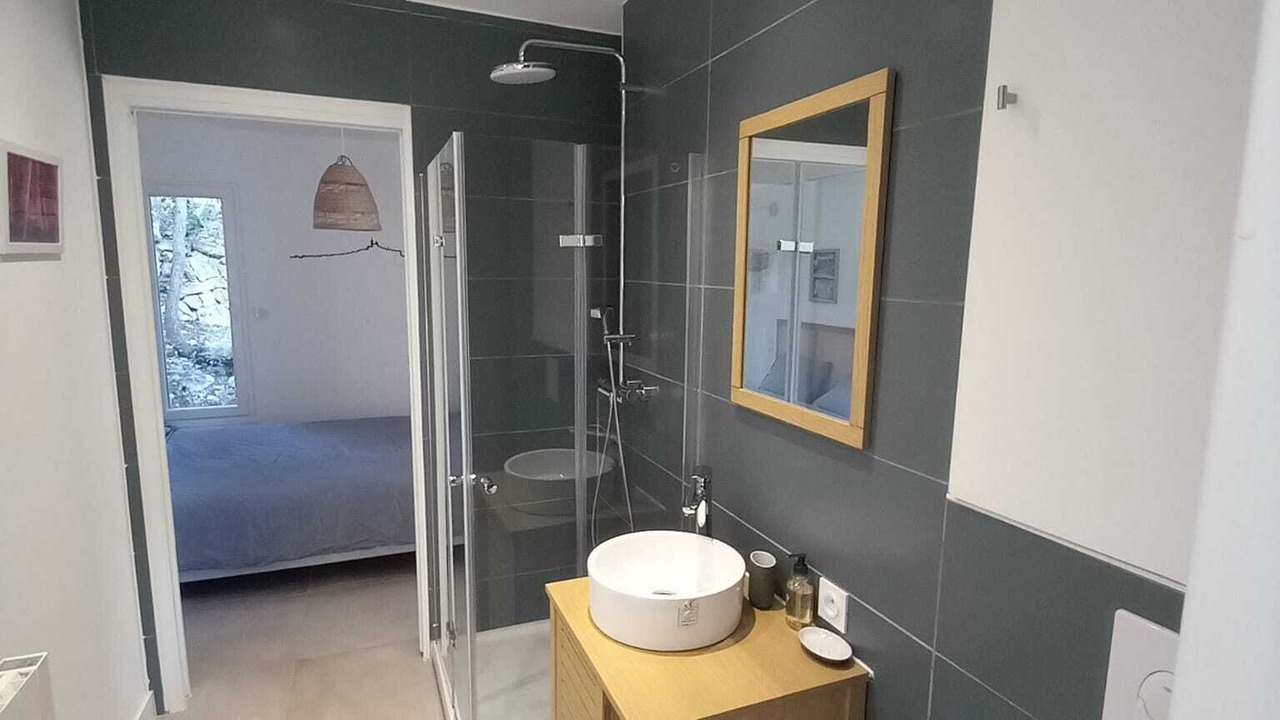 Photo of Bathroom in Eguilles