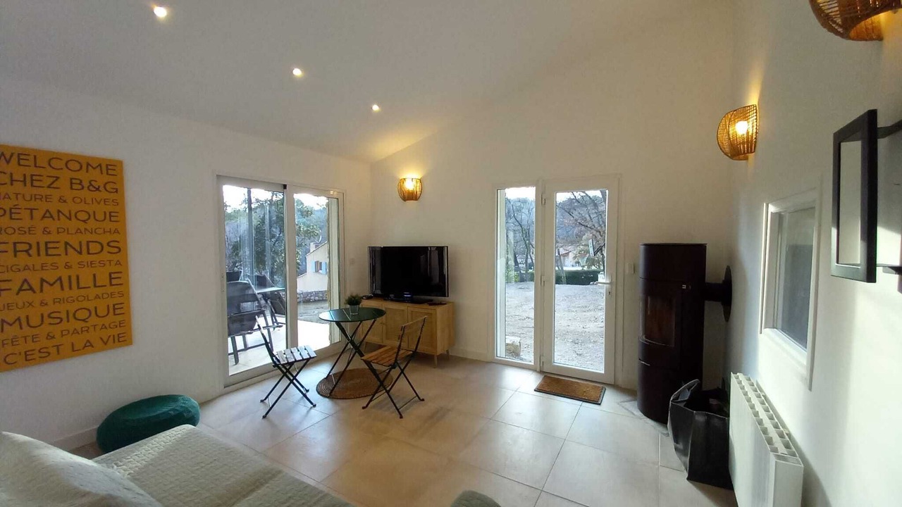 Photo of Bedroom in Eguilles