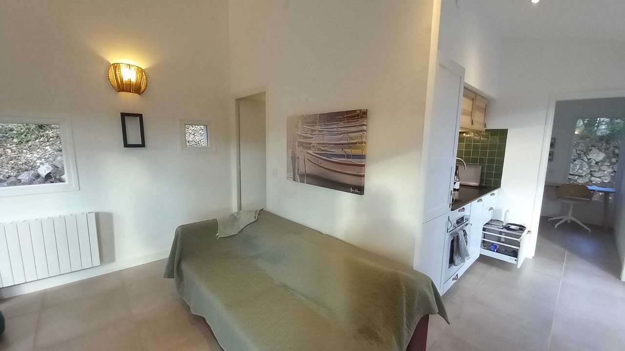 Photo of Bedroom in Eguilles