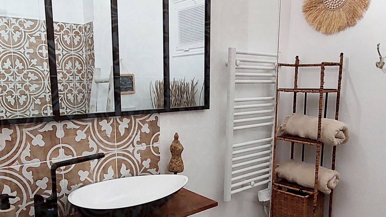 Photo of Bathroom in La Roquebrussanne