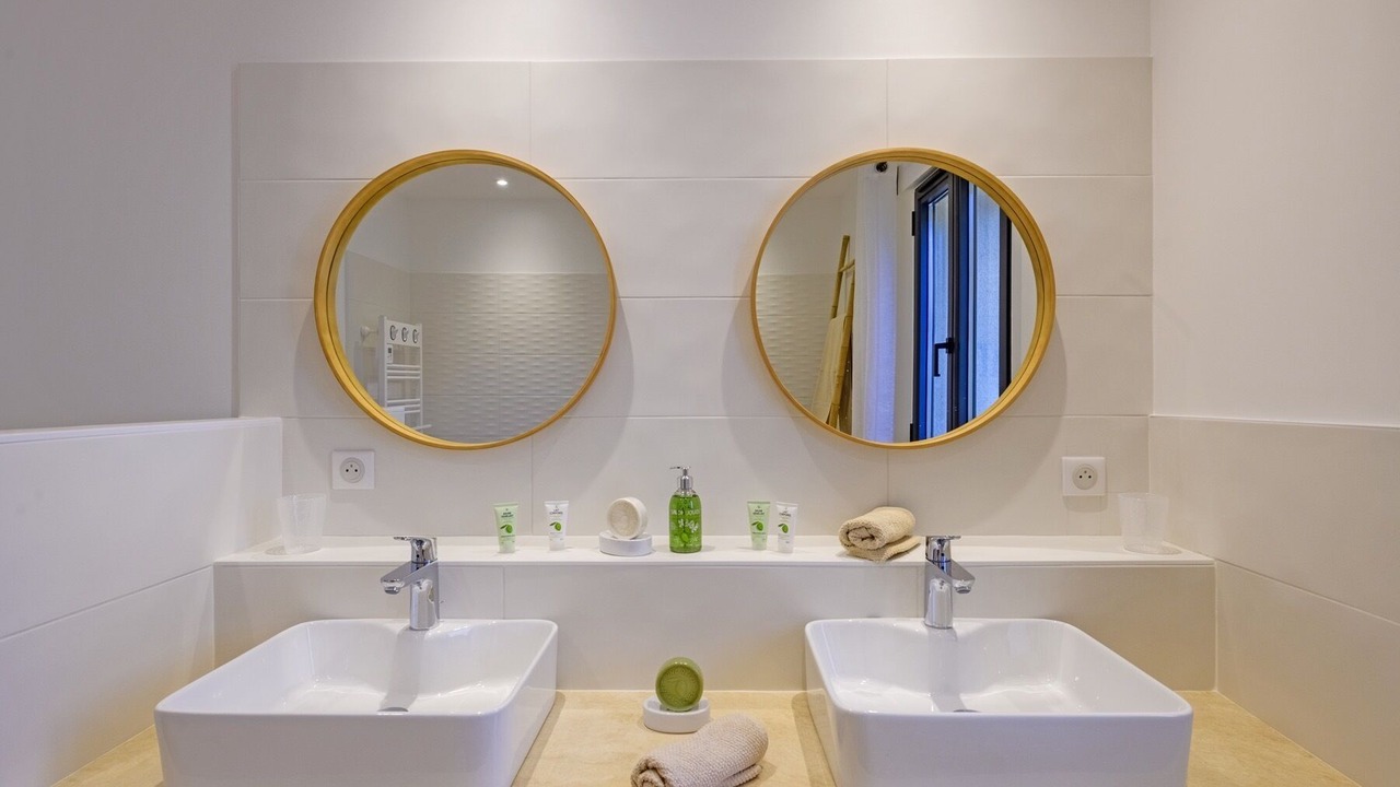 Photo of Bathroom in Maussane