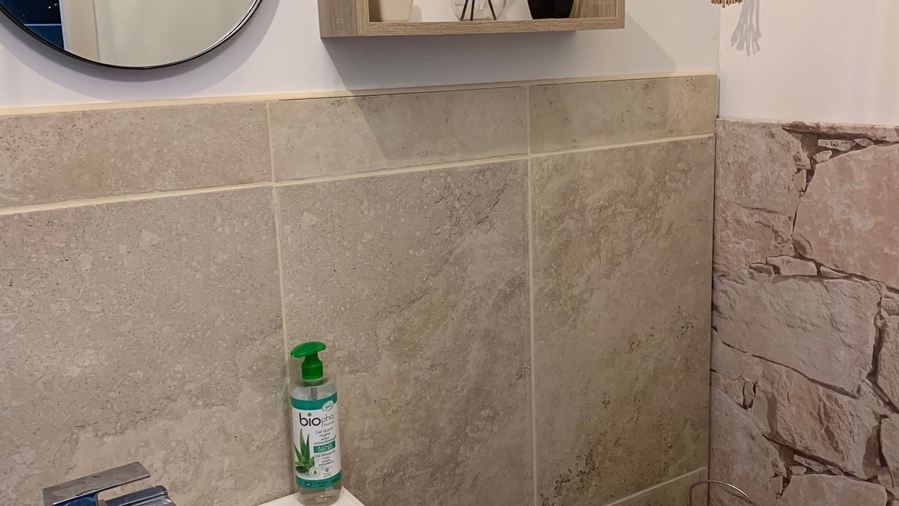Photo of Bathroom in Saint-Saturnin-les-Avignon