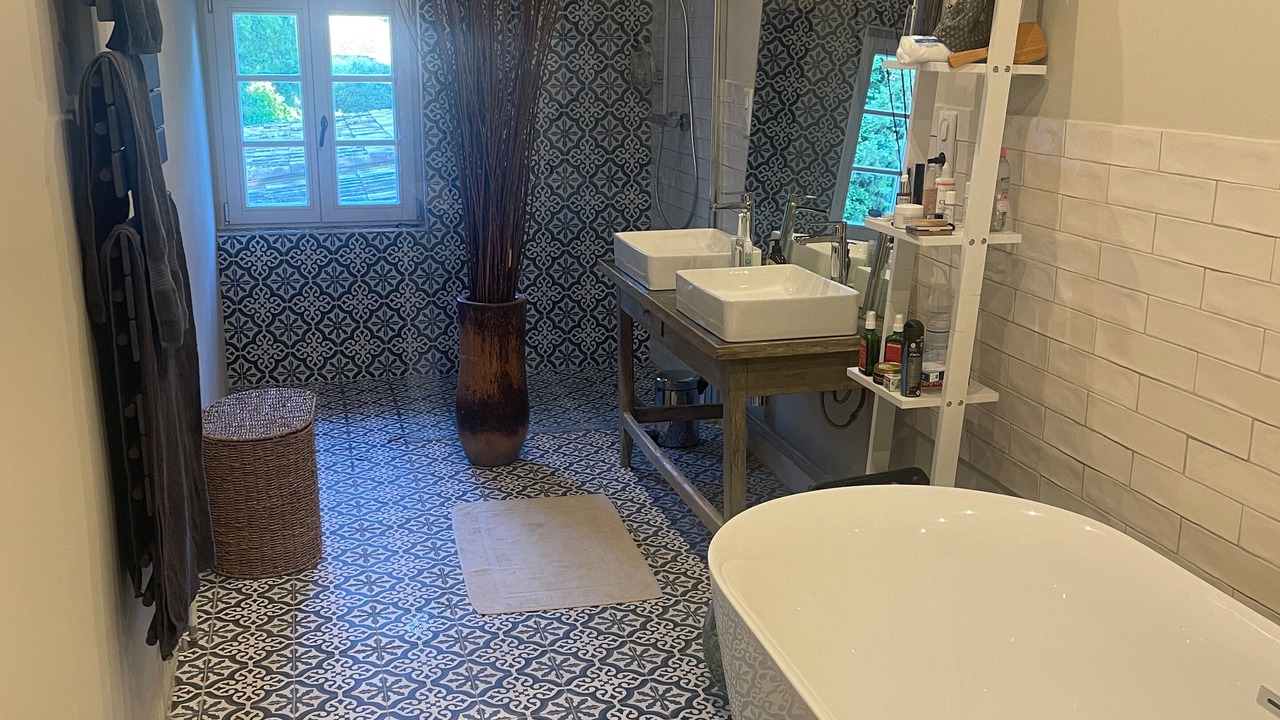 Photo of Bathroom in Villes-sur-Auzon