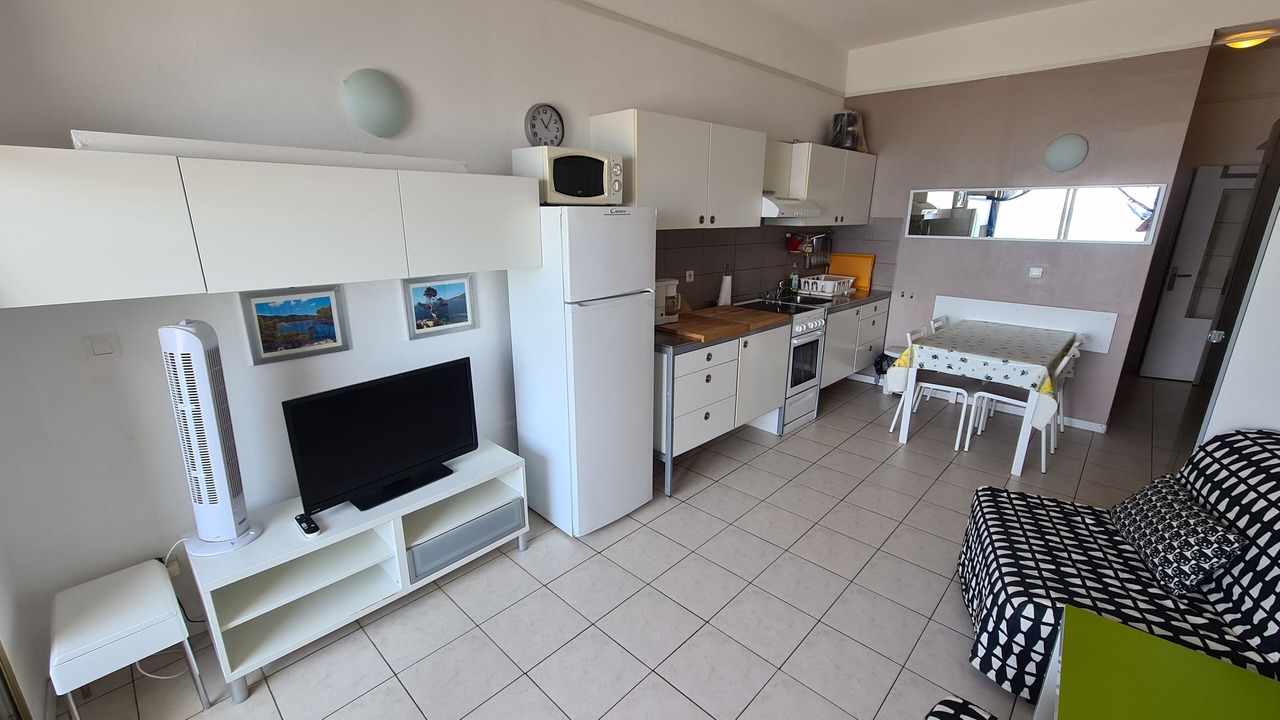 Photo of Livingroom in Cavaliere Beach
