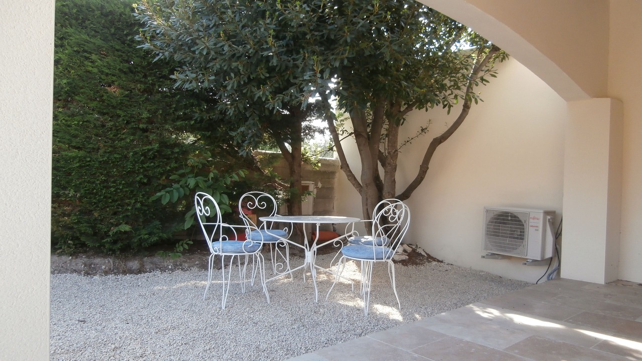 Photo of Outdoor in Caromb