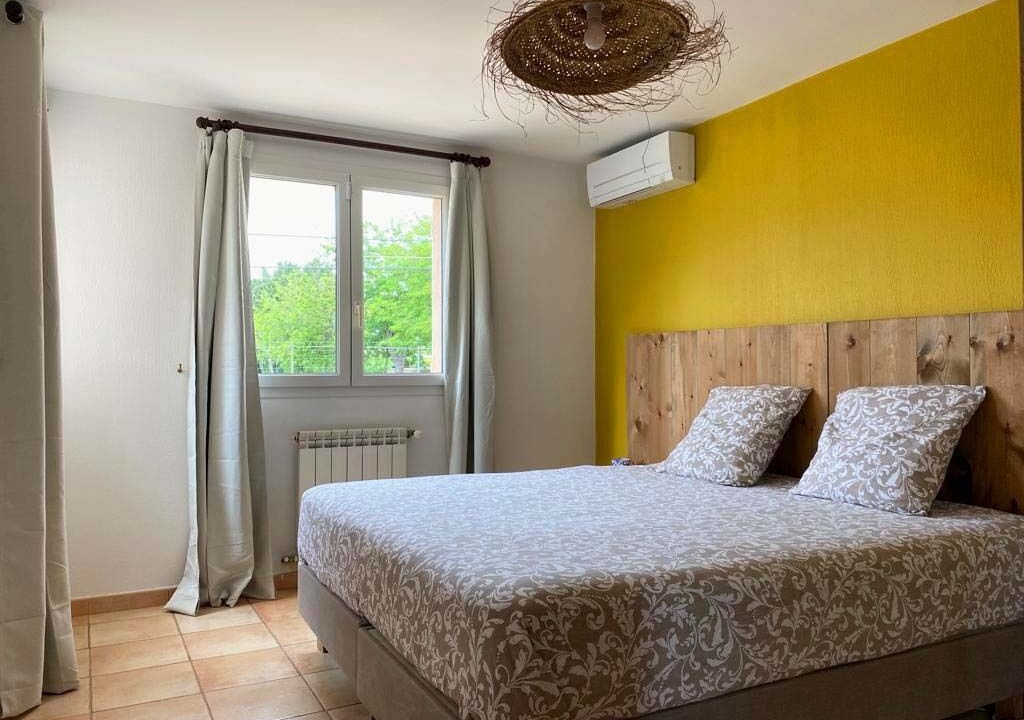 Photo of Bedroom in Miramar