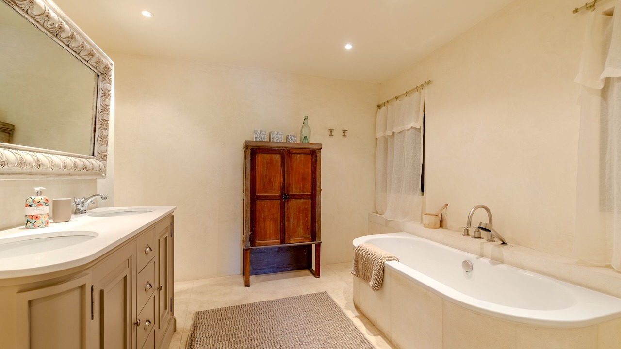 Photo of Bathroom in Saint-Saturnin-les-Apt