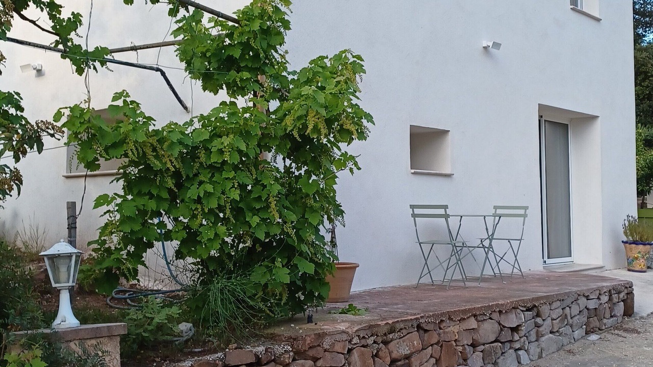 Photo of Outdoor in Cuers