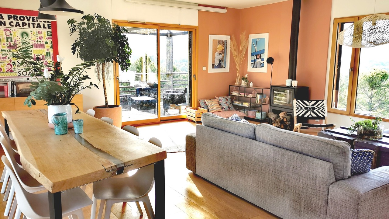 Photo of Livingroom in Venelles