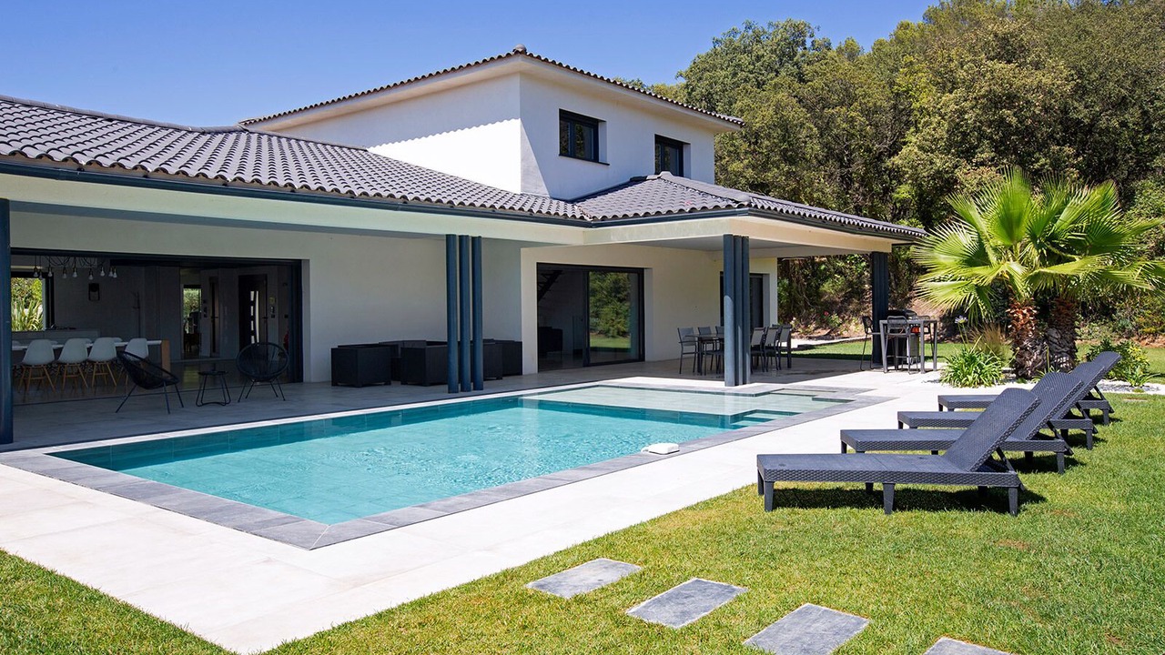 Photo of Outdoor in Istres