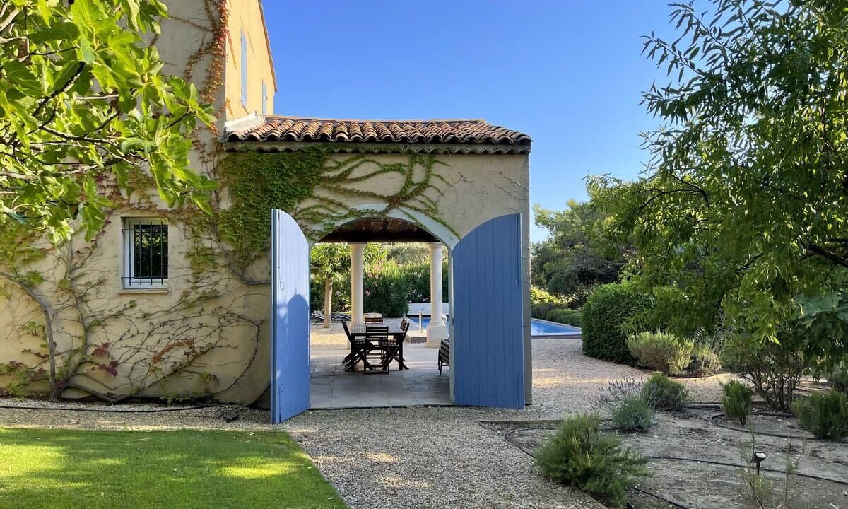 Photo of Outdoor in Pont Royal