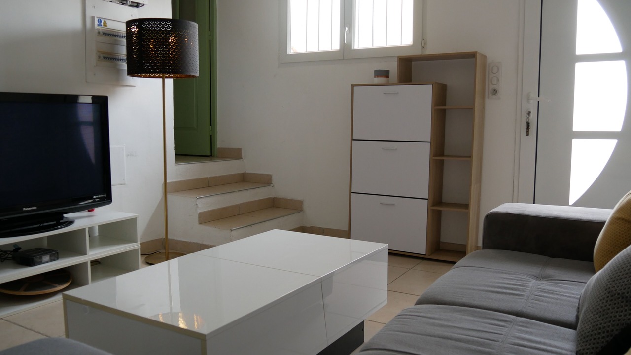 Photo of Livingroom in Mouries