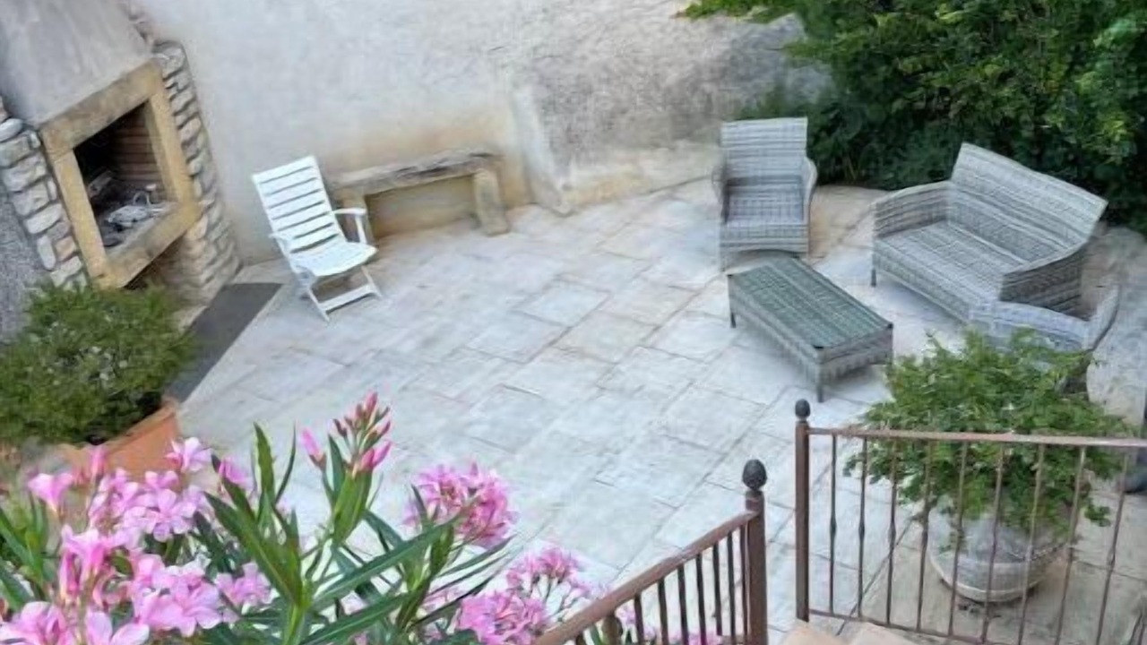 Photo of Patio Balcony in Bezouce
