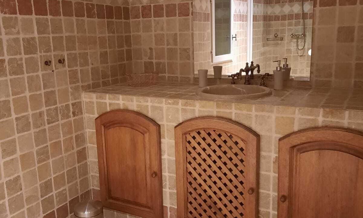 Photo of Bathroom in Buisson