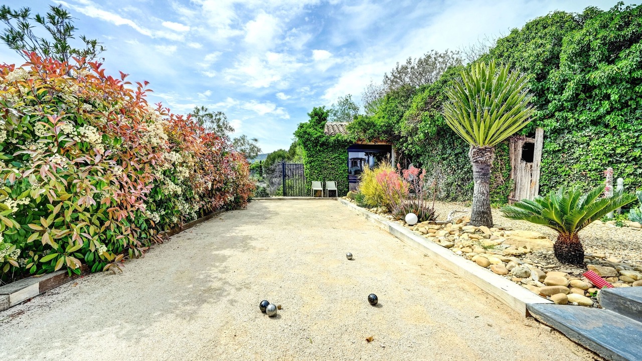 Photo of Outdoor in Roquevaire