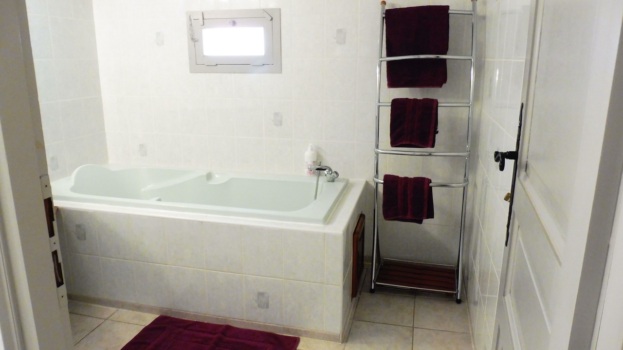 Photo of Bathroom in Niozelles