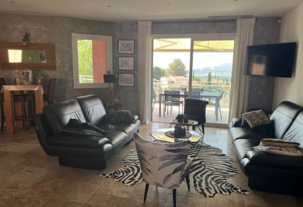 Photo of Livingroom in Ollioules
