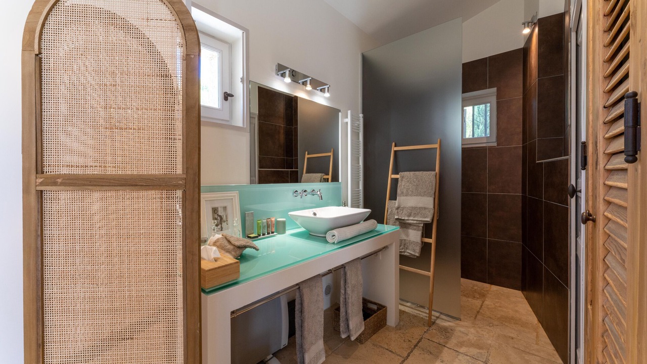 Photo of Bathroom in Gordes
